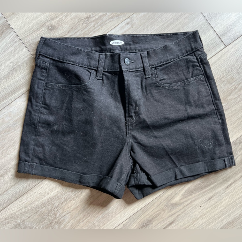 OLD NAVY BLACK DENIM SHORTS